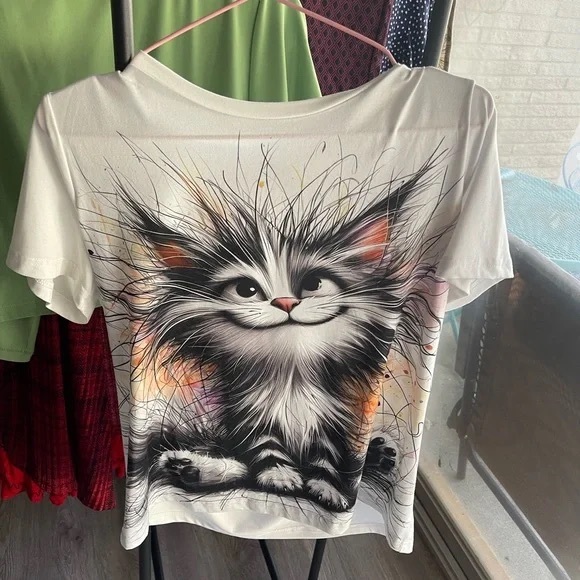 SHEIN Tops - White Cat Print T-Shirt